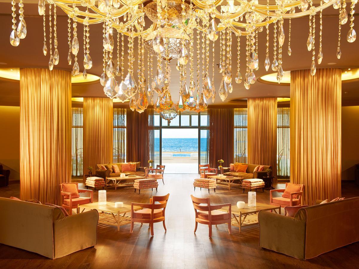 Grecotel Astir Palace Otel 5*
